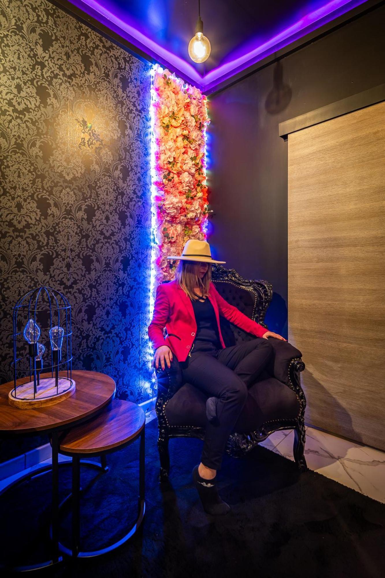 Sweet Secret'S Jacuzzi Hotel Le Breuil  Buitenkant foto